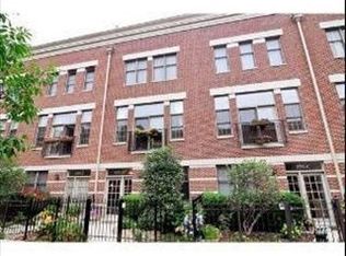855 N May St APT D, Chicago, IL 60642