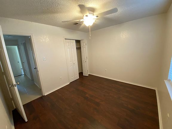 5th image of 1405 Circle Ln