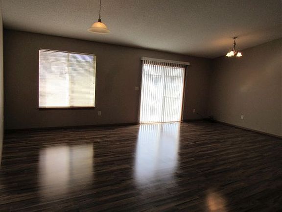 3rd image of 503 Stonemont Dr