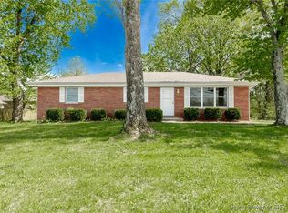 1822 Poindexter Ln, Sellersburg, IN 47172