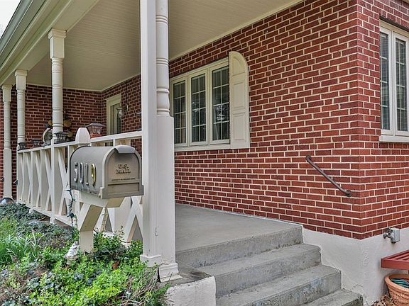 3rd image of 5019 Collinwood Pl