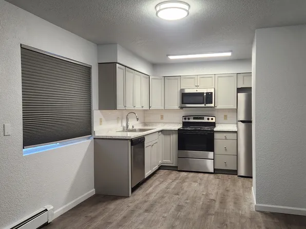 6313 E 32nd Ave APT 2, Anchorage, AK 99504