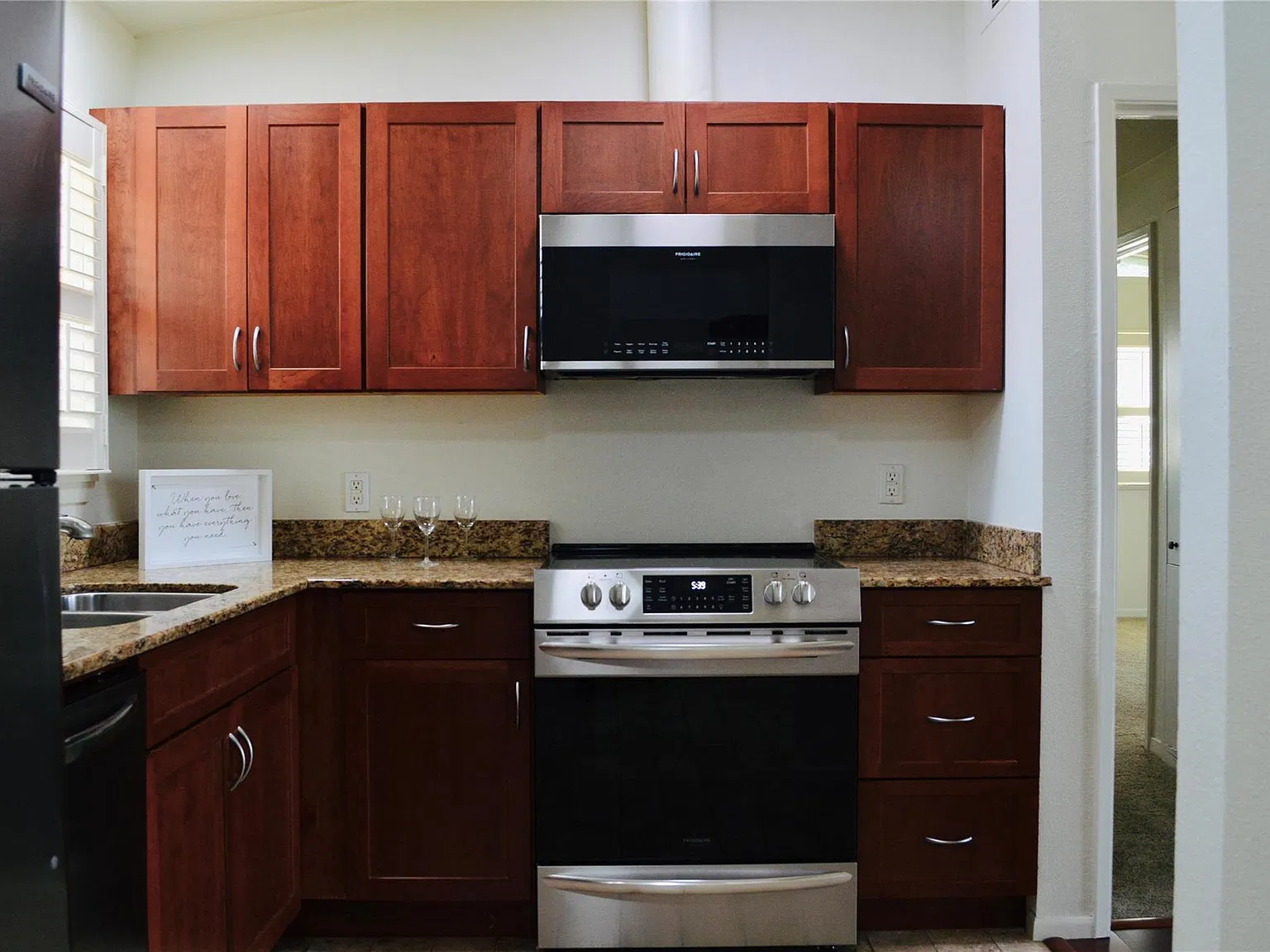 1 bed, 1.0 bath, 395 sqft, $750 — Photo 3