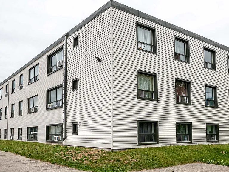 352 Patricia Ave — Photo 13