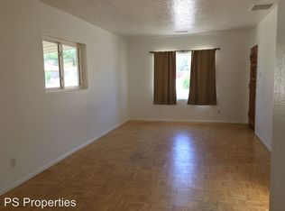 8822 Fairbanks Rd NE, Albuquerque, NM 87112