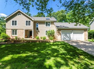 2019 Meadowbrook Way Dr, Chesterfield, MO 63017