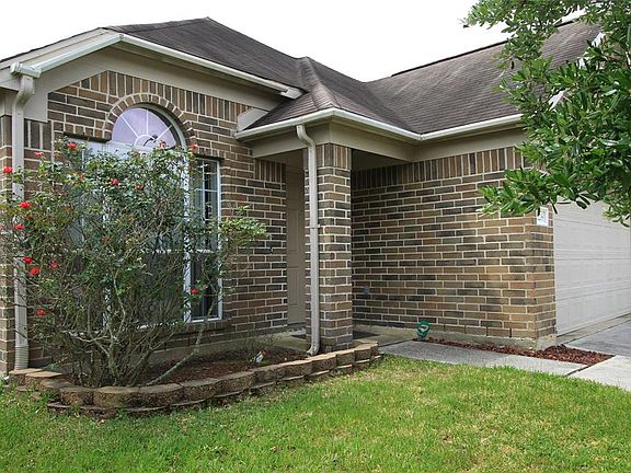 5th image of 12218 Glen Crossing Cir