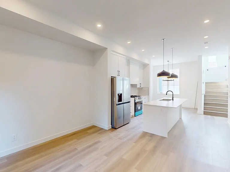 2702 25th Ave SW — Photo 7
