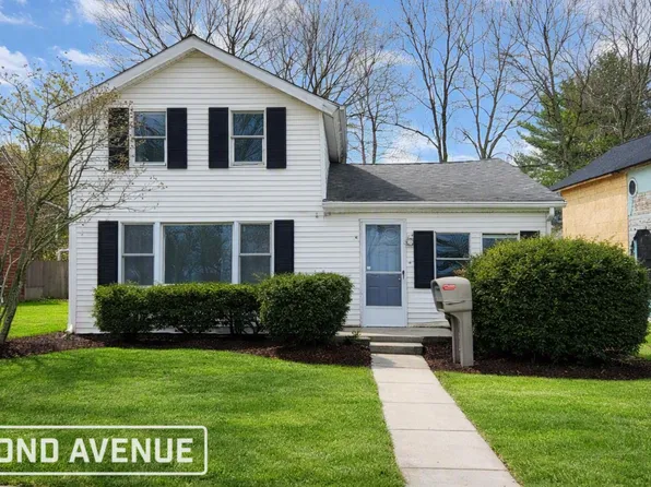 407 N High St, Lagrange, IN 46761