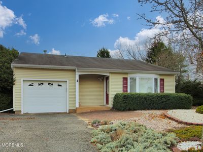 13 Shaw Court, Toms River, NJ, 08757