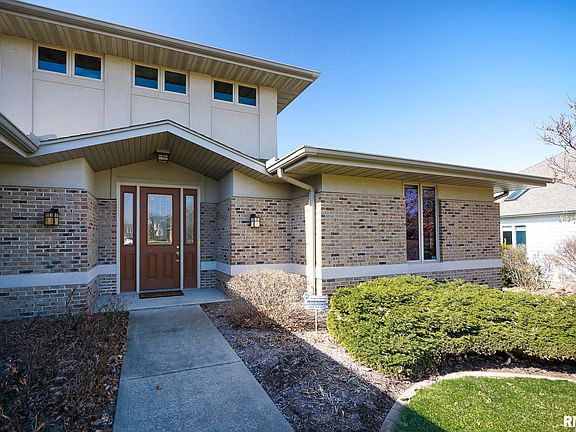 3rd image of 5201 N Ashford Dr