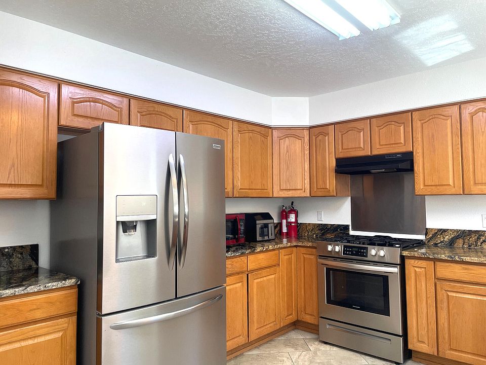 1st image of 1506 Wells Dr NE