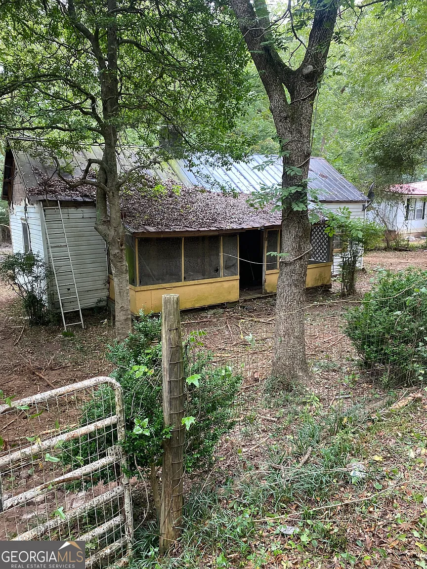 1020 Horton Dr photo 1