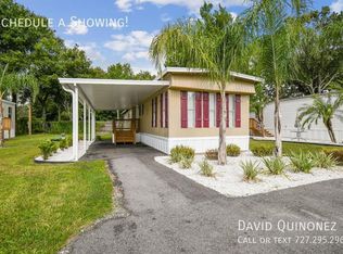 5309 Village Ln, Land o lakes, FL 34638