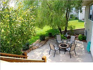 5th image of 709 E Woodstone Ct