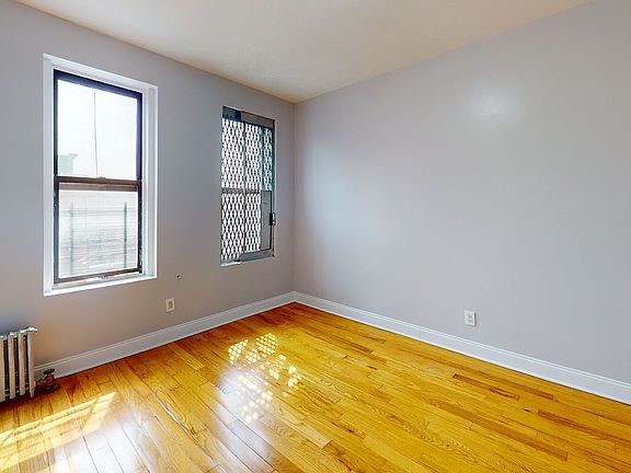 5th image of 529 W 179th St APT 2C