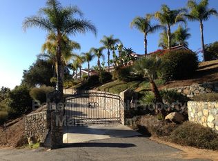 904 Canyon Heights Rd, Fallbrook, CA 92028