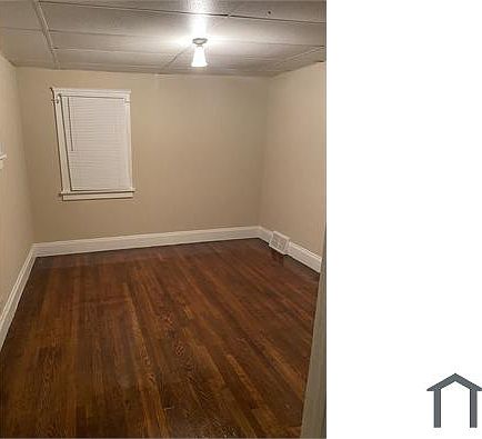 3rd image of 2847 E 102nd St