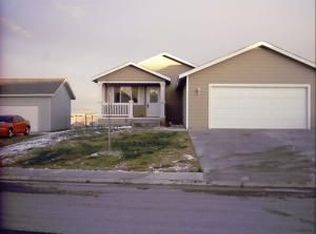 1667 Pathfinder Cir, Gillette, WY 82716