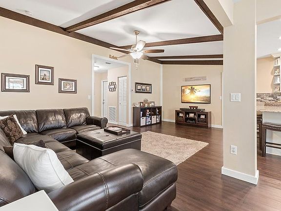 5th image of 1442 Chesterfield Dr