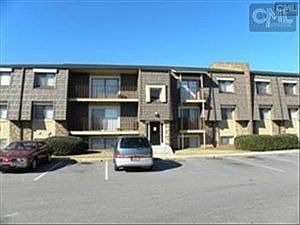 2nd image of 512 Menlo Dr Unit 504
