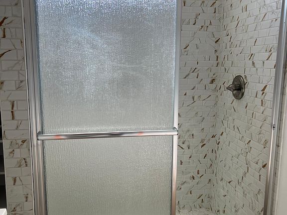 5th image of 133 N Chevy Chase Dr #133