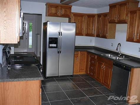 4th image of 4205 Forsythe Dr
