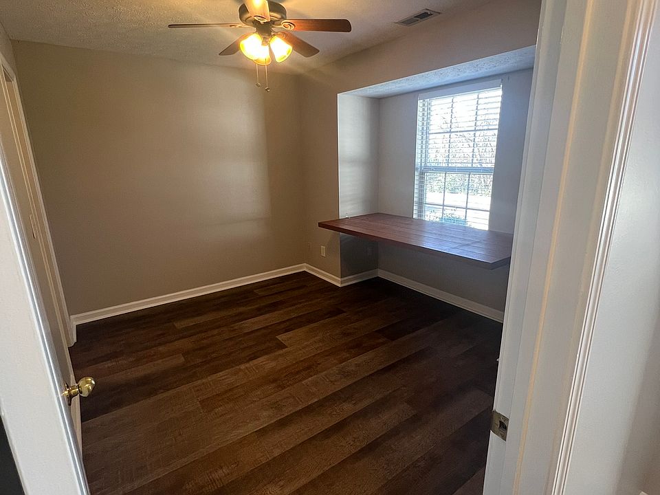Bedroom #1