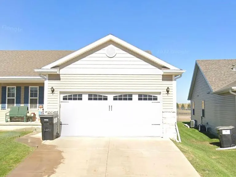 3108 King Ridge Ct — Photo 1