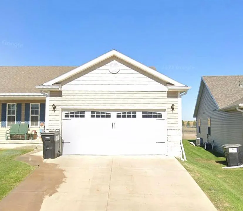 3108 King Ridge Ct