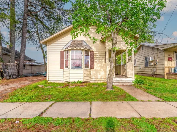 616 S 4th St, Paragould, AR 72450