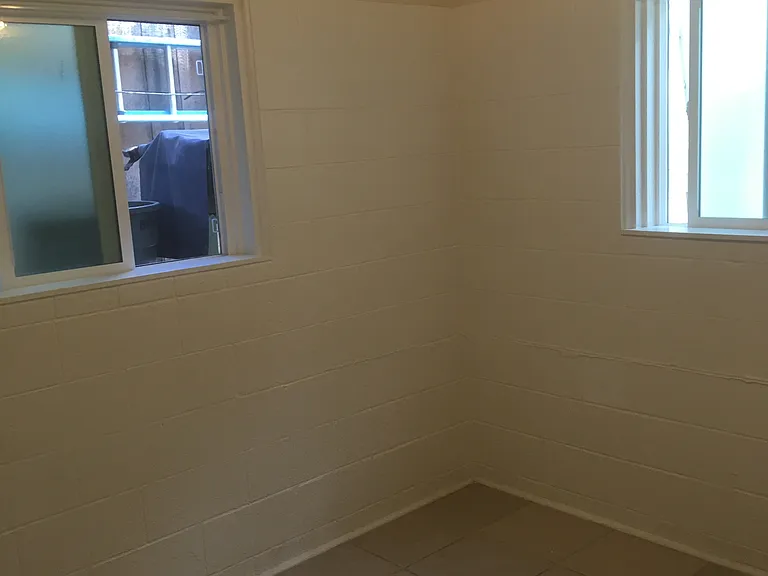 1725 Hoe St — Photo 5