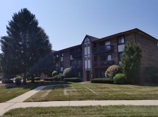1493 Georgia Ct APT 101, Naperville, IL 60540