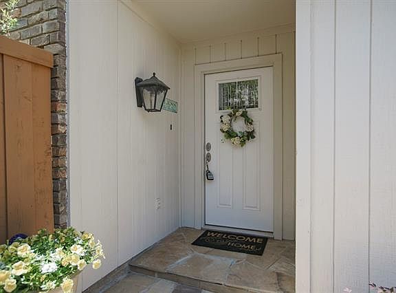 4th image of 420 Winding Brook Ln