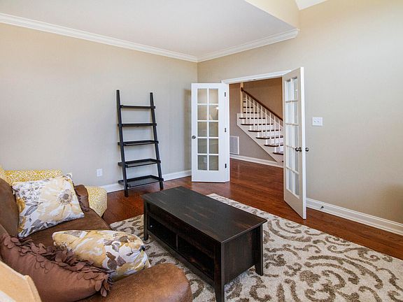 3rd image of 1217 Bentley Park Ln