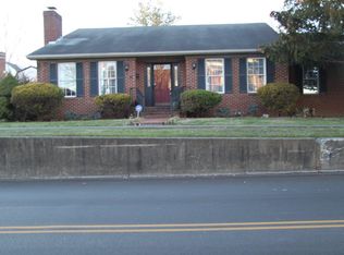 436 N Broadway St, Carlisle, KY 40311