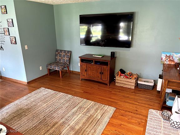 5th image of 4446 Bunker Ln