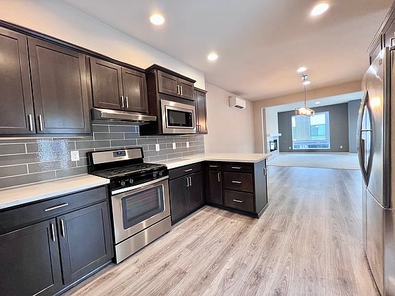 5th image of 729 112th St SW Unit E1