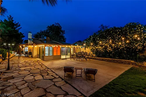 2457 Swan Ln Photo 1