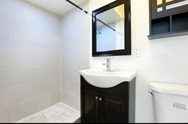 8 Laurel Ave — Photo 12