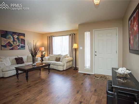3rd image of 8024 Radcliff Dr