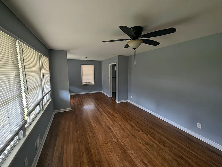 1158 Sanders Dr — Photo 5