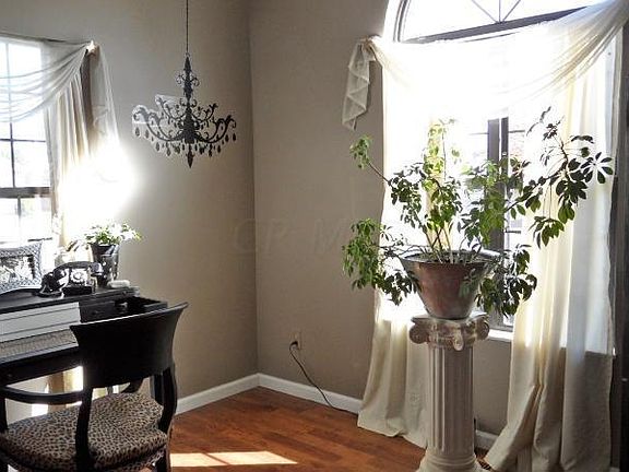 4th image of 2469 Highlandtown Dr