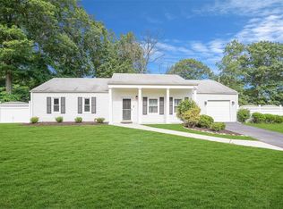 271 Avenue A, Ronkonkoma, NY 11779