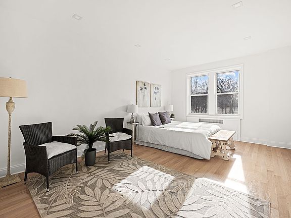 5th image of 55 Eastern Pkwy APT 5A