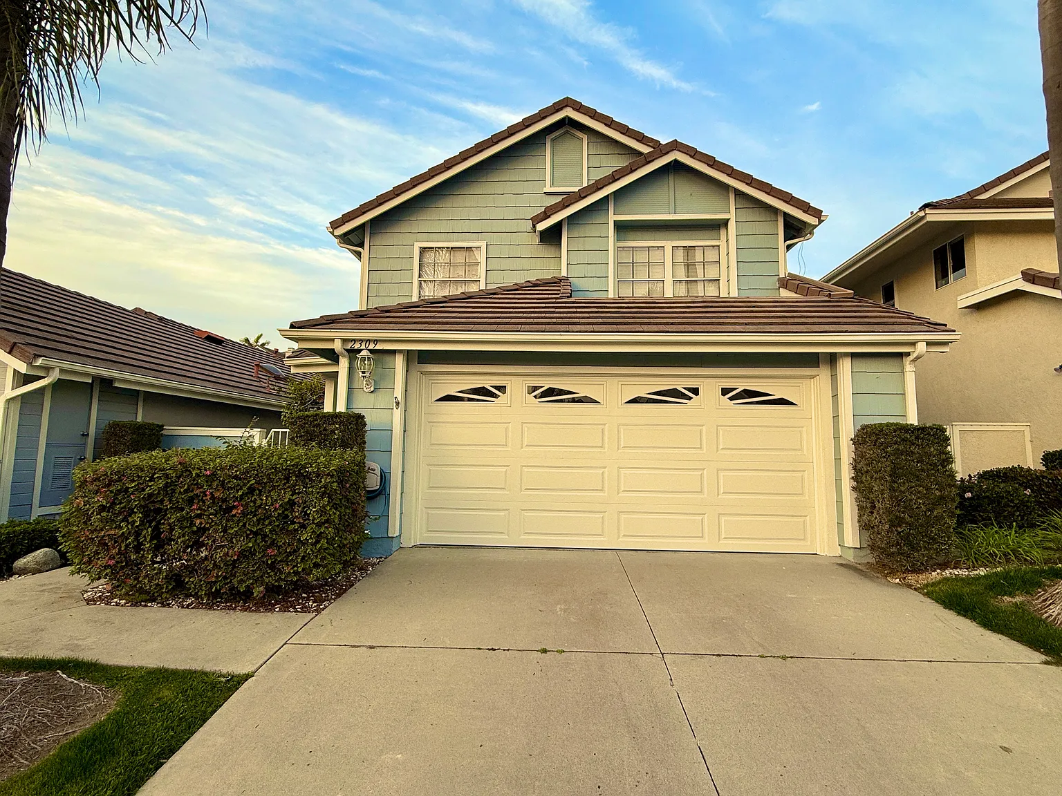 3 bed, 2.5 bath, 1800 sqft, $4,600 — Photo 1