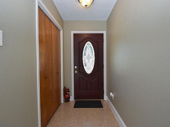 4th image of 815 Shadwell Dr