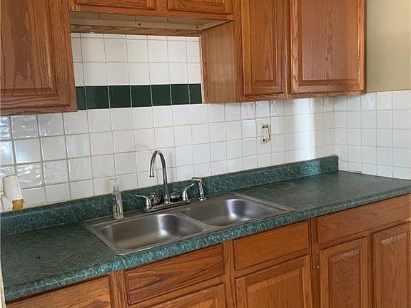 2nd image of 2329 Emerson Ave
