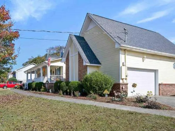 5211 Tyler Oaks Dr, Mount Olive, AL 35117