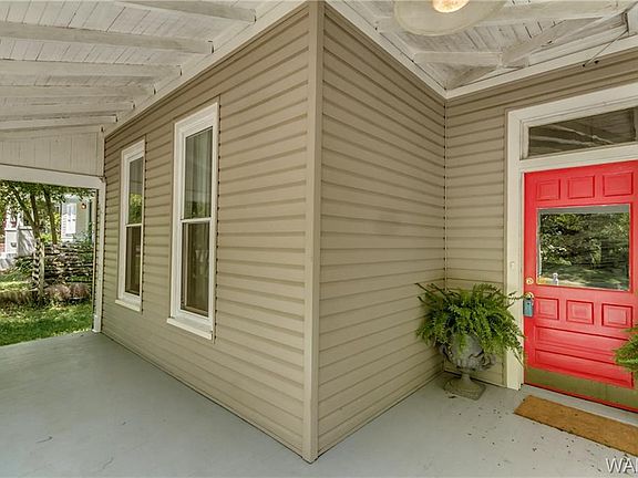 2nd image of 2508 5th St